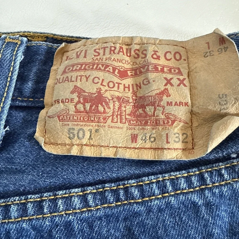 Levi's Men's Blue 501 Straight Fit Denim Jeans Button Fly 5-Pocket 46x32